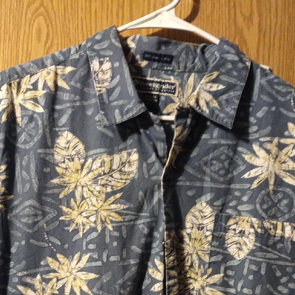 Weekender Blue and Cream Leaf Print Shirt
